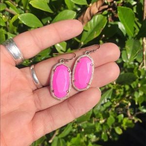Kendra Scott Jewelry - Kendra Scott Magenta Dani Earrings Kendra Scott Jewelry - Kendra Scott Magenta Dani Earrings